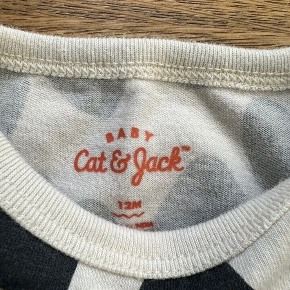 Baby Cat And Jack Heart Jumpsuit Size 12 Months‎